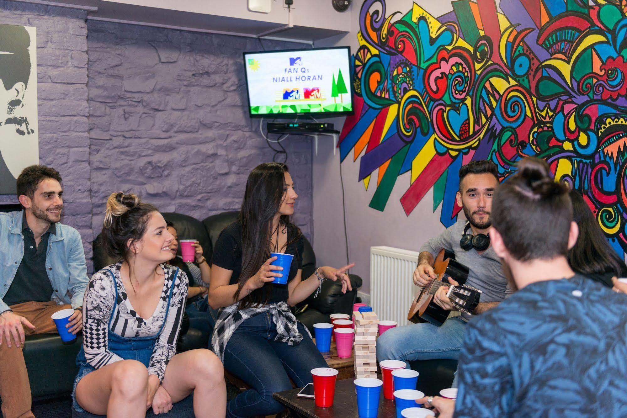 The Times Hostel - Camden Place Dublin Ngoại thất bức ảnh